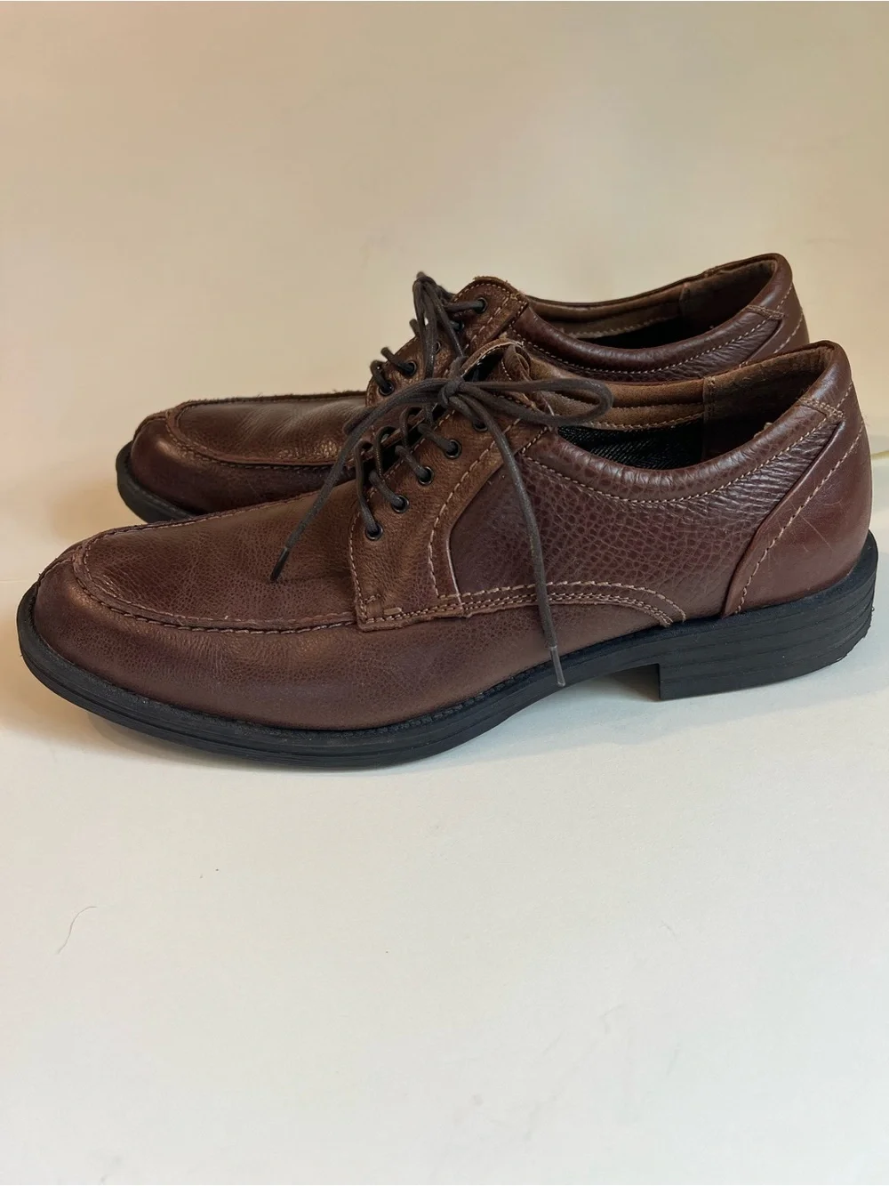 Bass Men’s Brown leather lace up Oxford shoes dress shoes size 9